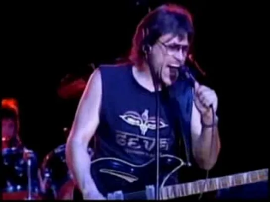 Steppenwolf -  Born To Be Wild (Live 2007)