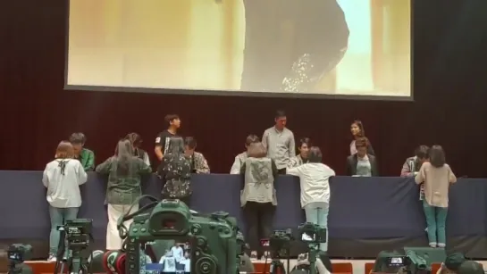 180527 BTS Aladdin Fansign