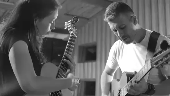 Rodrigo_y_Gabriela_-_Terracentric