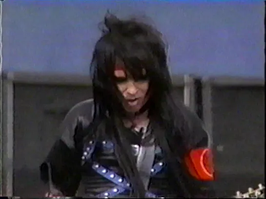 Motley Crue - Looks That Kill (Glen Helen Regional Park, Devore, San Bernardino, USA, 1983) Full HD 1080p.