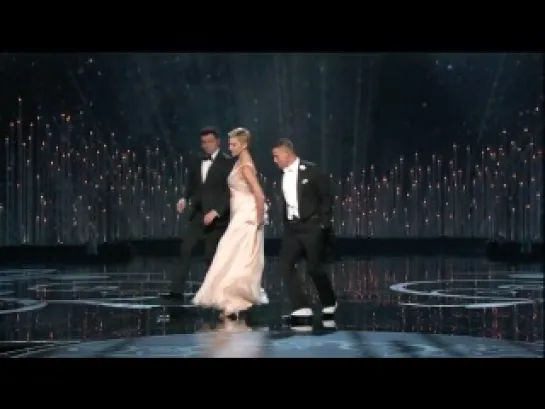 Oscar 2013: Seth Macfarlane -  The Way You Look Tonight (feat. Channing Tatum and Charlize Theron)