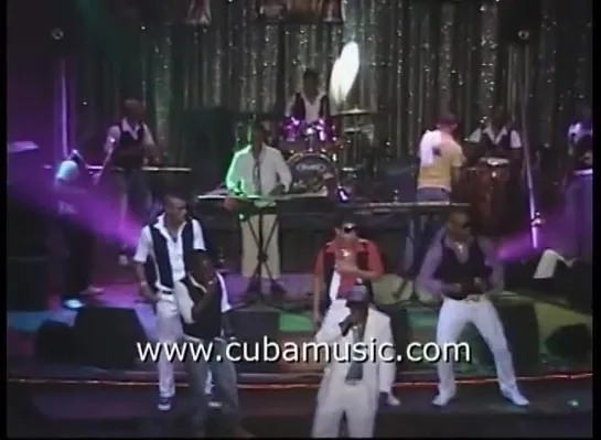 COMBINACION de La Habana (feat Tirso Duarte) Ajustate el cinturon en vivo TIMBA CUBANA 2012(Куба музыкальны клипы)