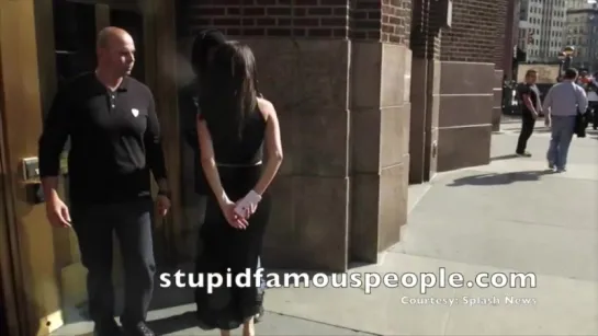 Selena Gomez gives it up for paparazzi outside Z100 radio in NYC