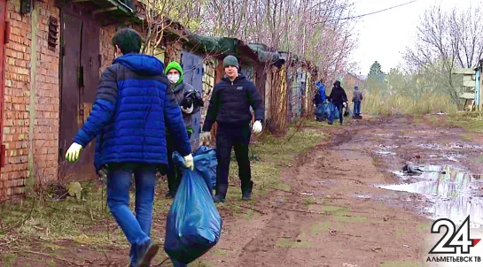 Коммунальщики вышли на уборку наиболее проблемных участков в Альметьевске