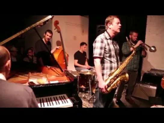 Joe Morris, Ken Vandermark, Nate Wooley, Augusti Fernandez, Pascal Niggenkemper, Ben Hall