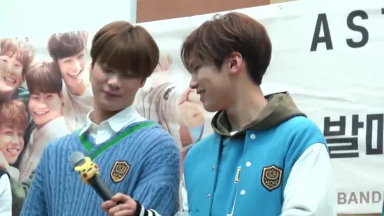 The way Minhyuk casually offered his sleeve to Binnie so he can wipe his eyes on it made me go