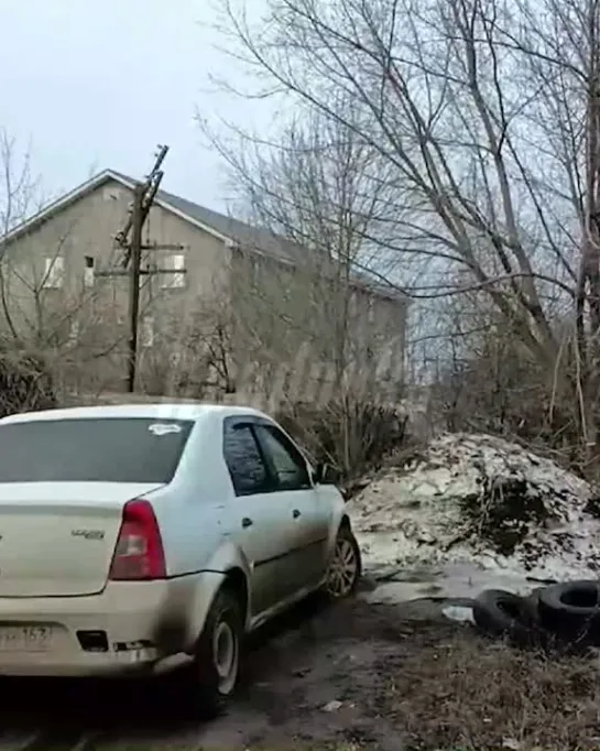 В Самаре восемь лет безымянное здание используется как нелегальная гостиница для мигрантов, которые терроризируют местных