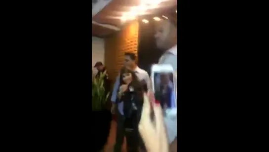 Lali salio a saludar sus fans #2