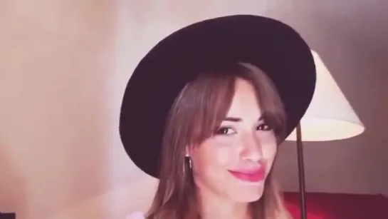 A bailar tour en Israel- Saludo de Lali