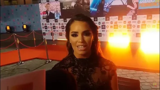 Entrevistas de Lali (@laliespos ) ayer en la Gala del Festival de Viña del Mar