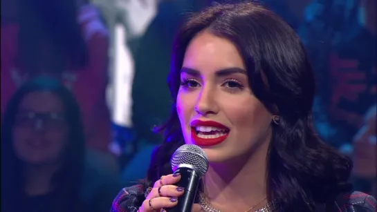 Lali en LOS40 Básico