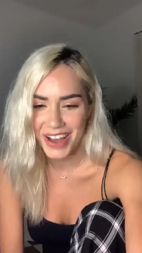 Lali en Vivo 26/04/20