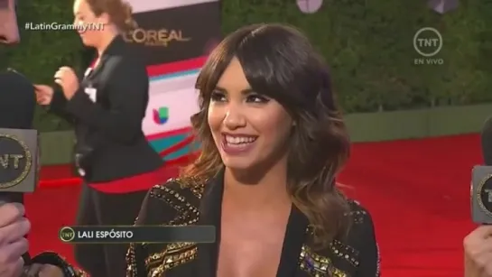 ¡Ultra sexy! Lali cerró la alfombra roja de los Grammys