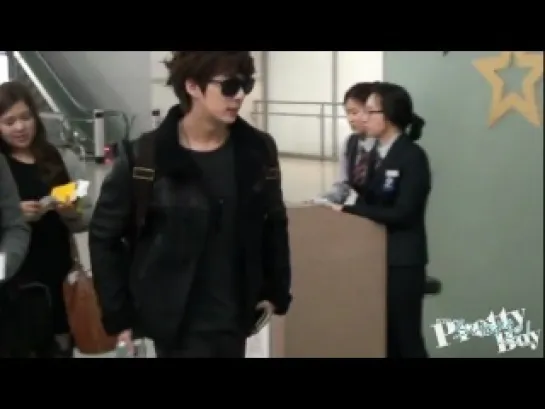 Kim Hyung Jun - Departure at Incheon Airport Heading Macau