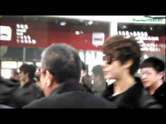 Kim Hyung Jun - Arrival at Macau Int'l. Airport [27.01.12]