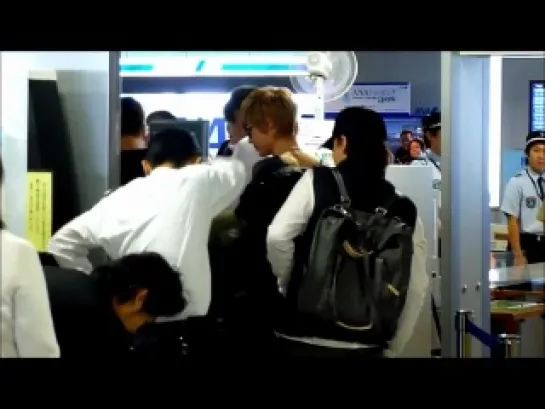 Kim Hyun Joong departure to Sendai from Sapporo [12.11.11]