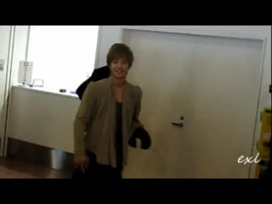 Hyun Joong’s arrival & departure from Haneda Airport [15.10.11]