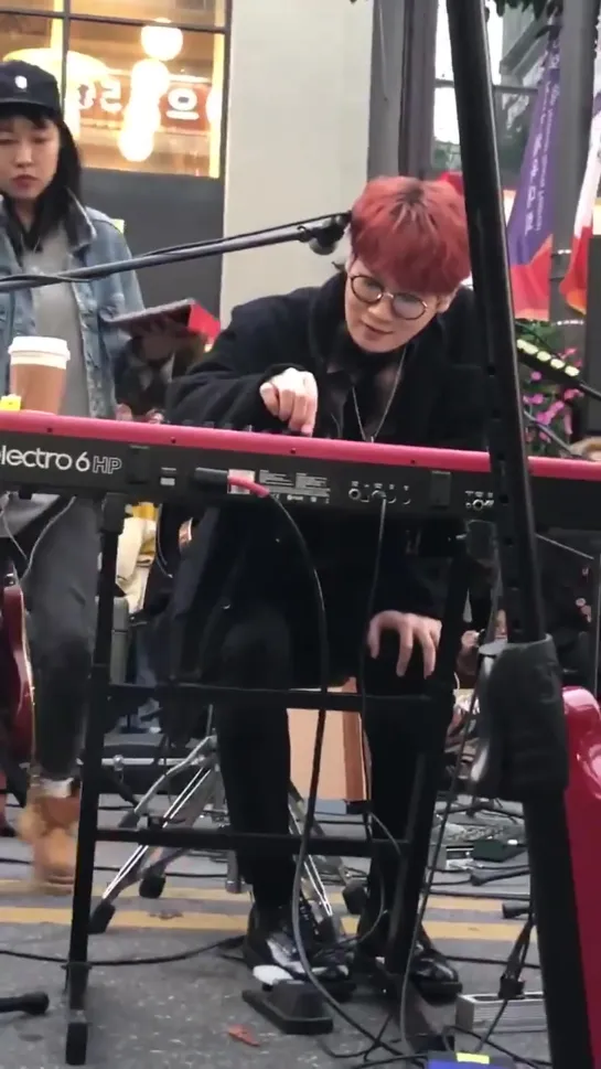 [201019] Fancam @Sinchon Busking