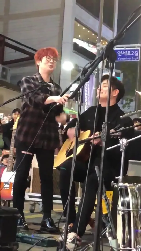 Sinchon Busking cr:선