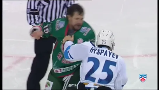 Бой КХЛ- Свитов VS Рыспаев - KHL Fight- Svitov VS Ryspayev