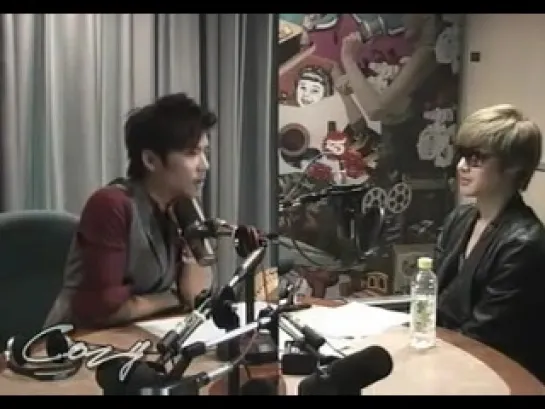 Kim Hyun Joong & Kim Kyu Jong @ SBS Love FM (2/4)