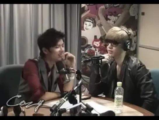 Kim Hyun Joong & Kim Kyu Jong @ SBS Love FM (3/4)