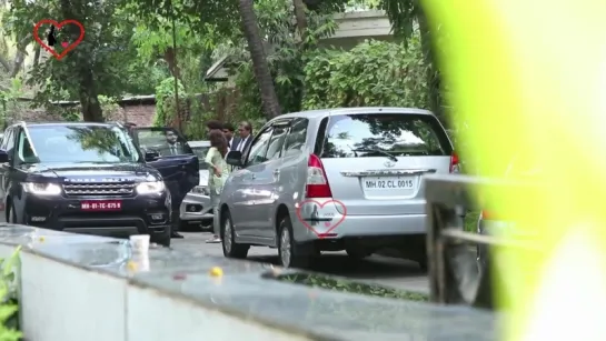 माधुरी दीक्षित नयी कार लेने पोह्ची ! Madhuri Dixit Trail Drive With New Range Rover ! new cars