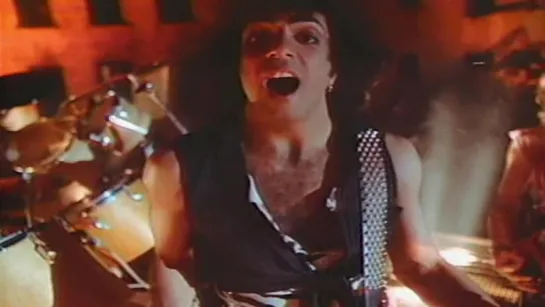 Kiss - Lick It Up