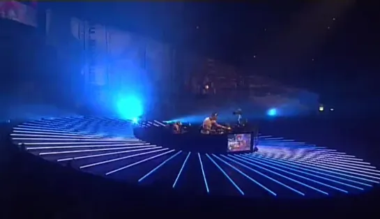 Tiesto - Live concert 2003  part of 2 (and)