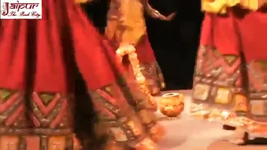 Mandavari Garba is one of Gujarati Indian Dances