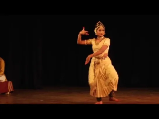 Sandhya Raju performs Kuchipudi - Ganesha Invocation