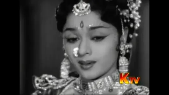 Padmini & Vyjayanthimala - Kannum Kannum