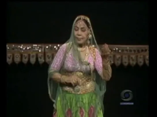 Rajendra Chaturvedi - Kathak Queen Sitara Devi ( Thumak Chalat Ramchand )