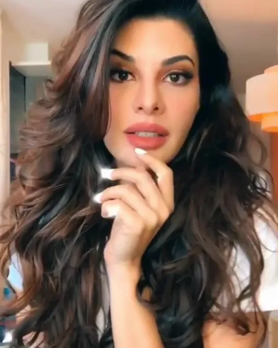 Jacqueline Fernandez on Instagram 01.07.19