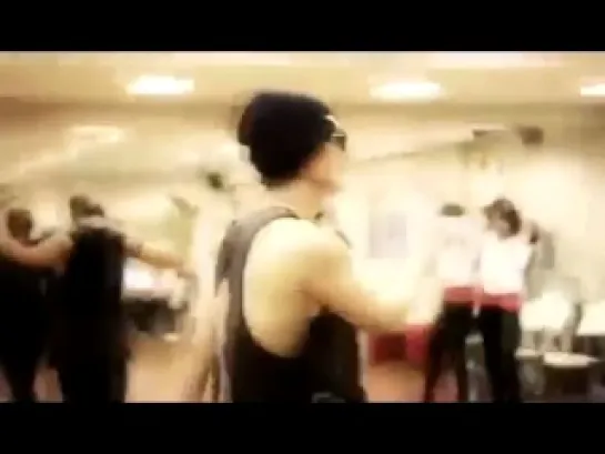 ''LUCKY'' dance rehearsal.