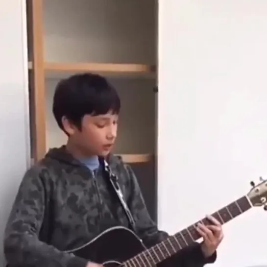 [PRE-DEBUT] Hueningkai singing