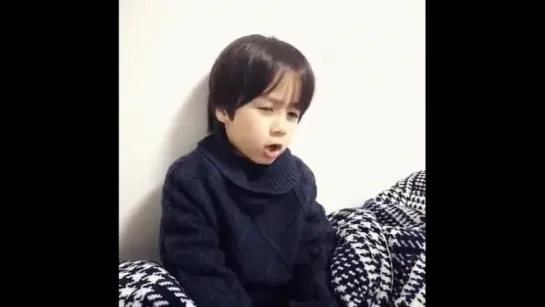 little hyungwon sing In Time