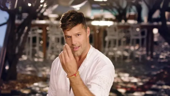 Ricky Martin ft. Maluma - Vente Pa' Ca