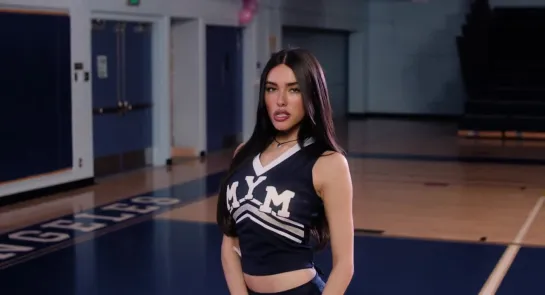 Madison Beer - Make You Mine (Official Music Video)-(1080p)