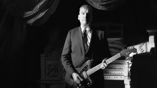 Alkaline Trio - Break (Official Music Video)