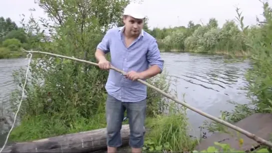 Ловим раков на протухшую курятину сеткой-малявочницей ...