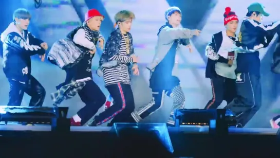 170114 NCT 127 - Limitless Fancam @ The 31st Golden Disc Awards