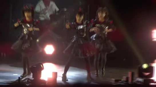 [fancam] BABYMETAL - Meta Taro - Wembley Arena, London 2016 (studio recording)