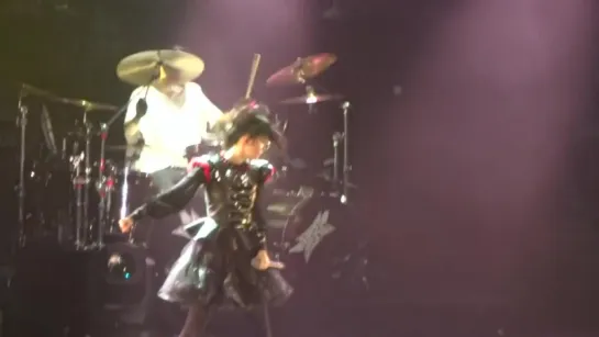 [fancam] BABYMETAL - Amore - Wembley Arena, London 2016 (studio recording)