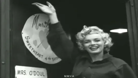 Marilyn Monroe and interview - The Front Row In Korea, 1954