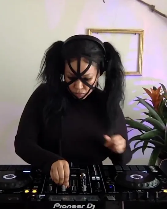 BEARCAT | Boiler Room: Streaming From Isolation with Discwoman