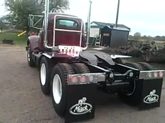 1962 B-Model Mack