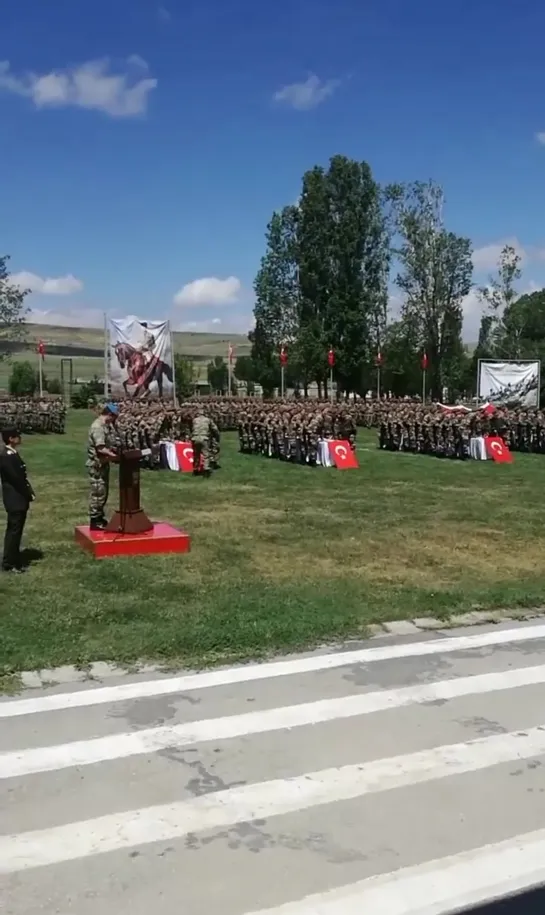 190628 Акын Акынозю на церемонии присяги