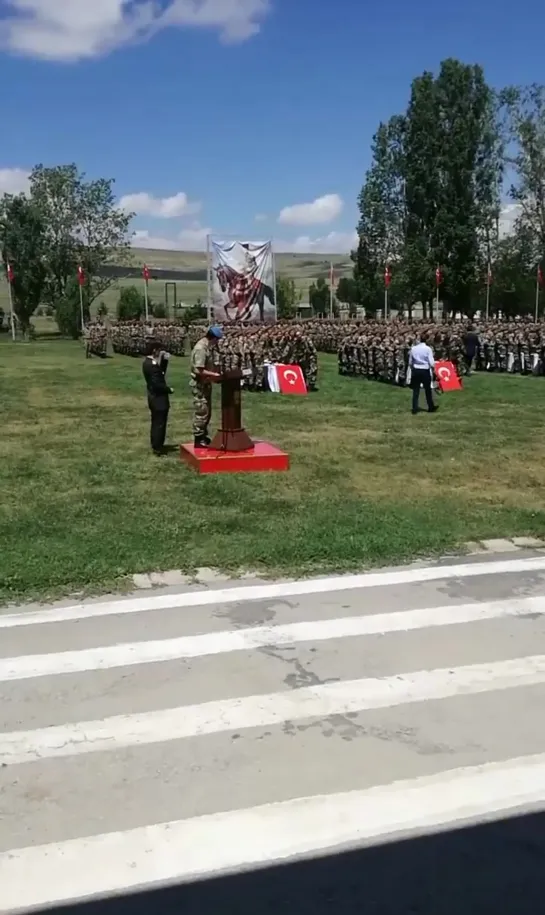 190628 Акын Акынозю на церемонии присяги