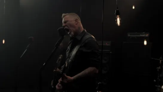 Metallica - Moth Into Flame (Official Music Video) 2016